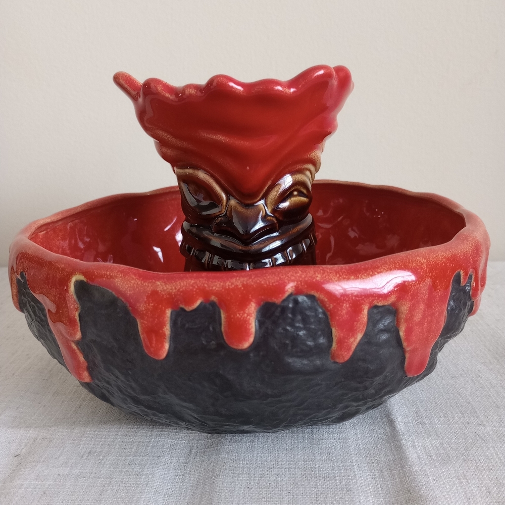 Leilani's Firebowl Psycho Suzi's Volcano Bowl